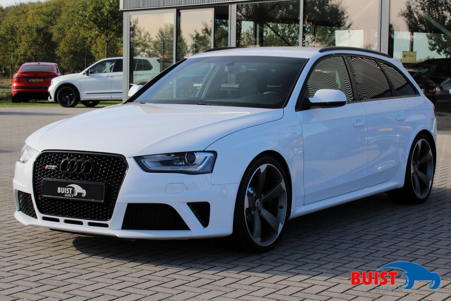 Audi RS4 - Avant 4.2 FSI quattro KUIPSTOELEN MILLTEK B&O - AutoWereld.nl