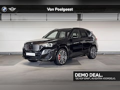 BMW iX1 - eDrive20 67 kWh | M Sportpakket Pro | Trekhaak met elektrisch wegklapbare kogel