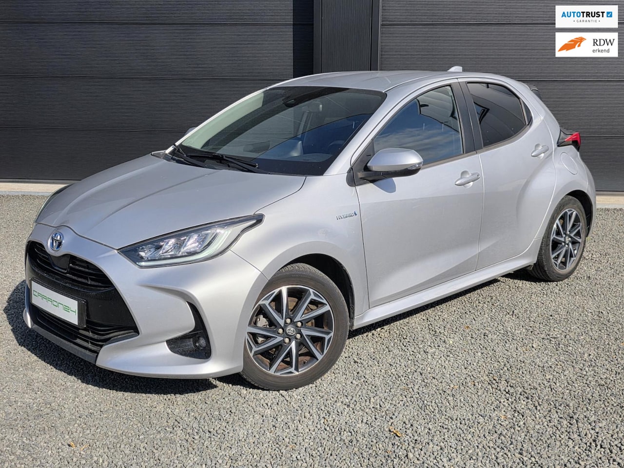 Toyota Yaris - 1.5 Hybrid Style | LED | Dode-hoek sensor | Camera | Onderhoud | - AutoWereld.nl