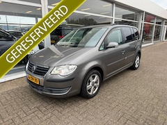 Volkswagen Touran - 1.6 Trendline Business | Cruise control | Elektrische ramen | Trekhaak | Airco | APK tot 1