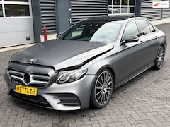 Mercedes-Benz E-klasse - 220 d AMG-Line Panoramadak, camera, amg pakket, matt grijs