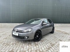Volkswagen Golf - 1.2 TSI Team Edition l Carplay l Stoelverwar