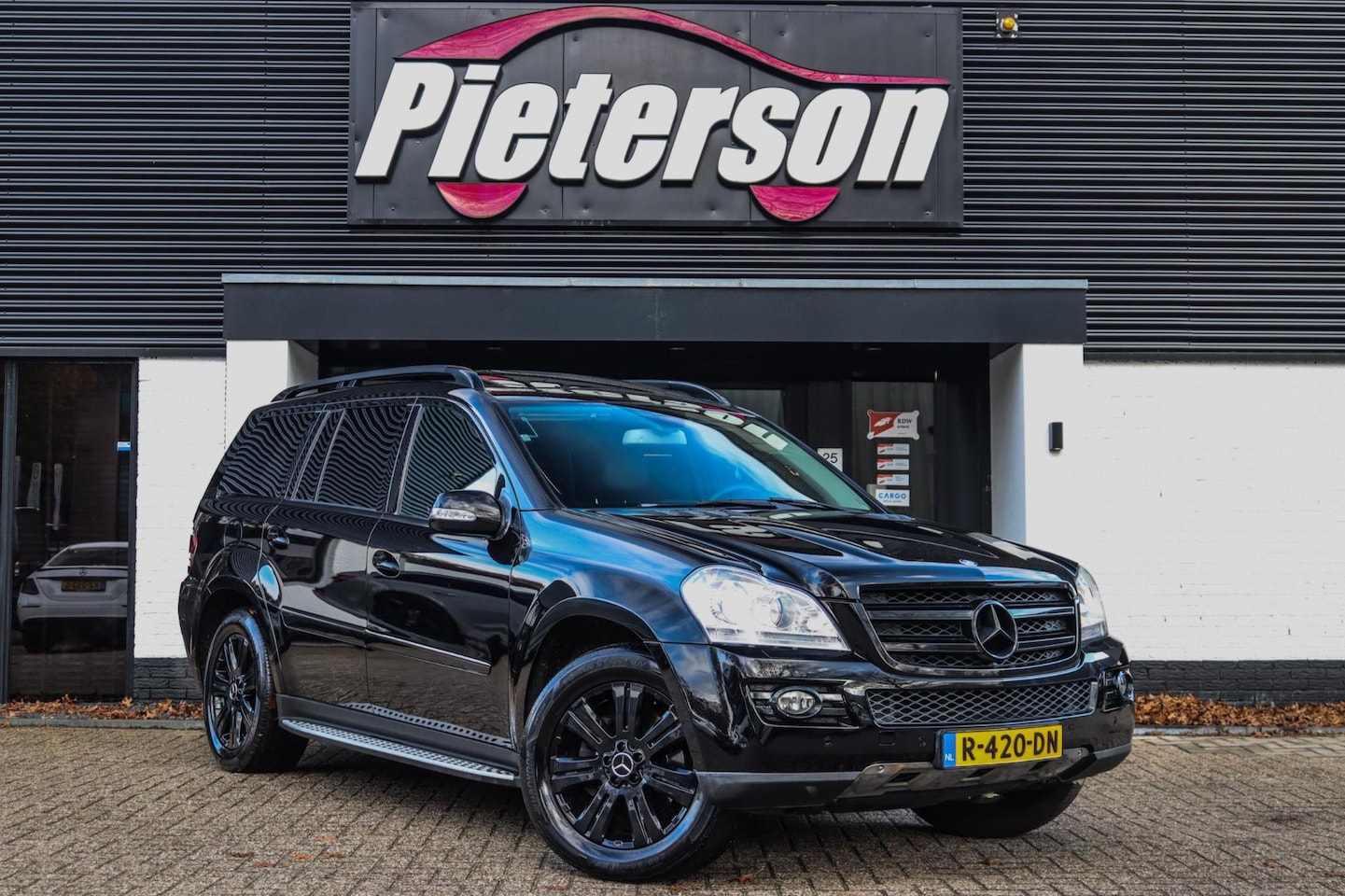 Mercedes-Benz GL-klasse - 550 4MATIC 7P AMG YOUNGTIMER BTW! PANO H&K - AutoWereld.nl