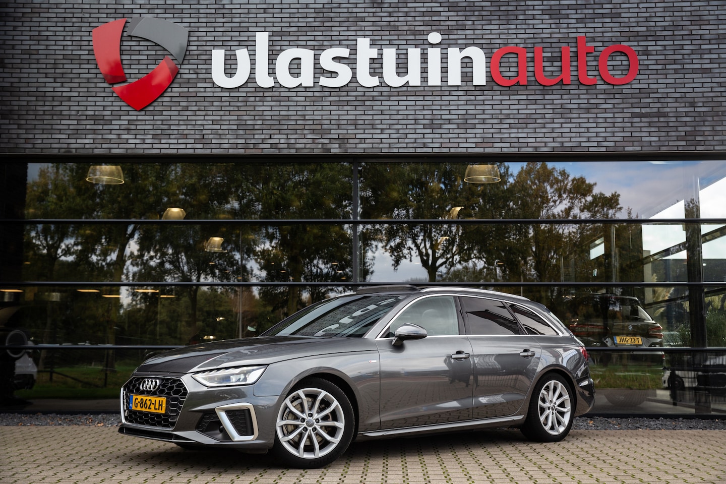 Audi A4 Avant - 40 TFSi Launch edition Sport 40 TFSI Launch edition Sport , Panoramadak, Trekhaak, Adap. cruise, - AutoWereld.nl