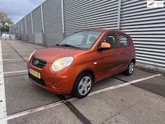 Kia Picanto - 1.1 X-pect