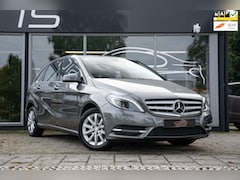 Mercedes-Benz B-klasse - 180 Ambition|Trekhaak|BI-Xenon|PDC|Navi|Cruise Control|Bluetooth|Airco|