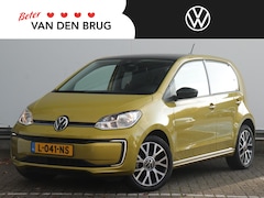 Volkswagen e-Up! - e-up Style | Achteruitrijcamera | Cruise control | Stoelverwarming |