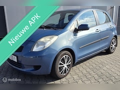 Toyota Yaris - 1.3 VVTi Sol