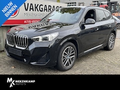 BMW X1 - xDrive25e M Sport Shadow Line 18''/Sportstoelen/Keyless/Stoelverwarming/Camera/Elektrisch