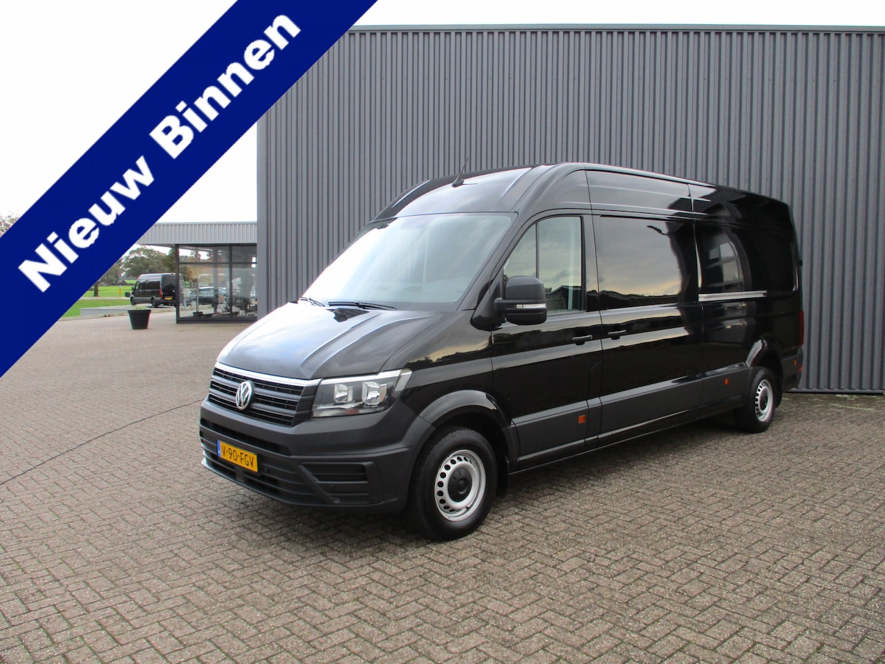 Volkswagen Crafter - 2.0 TDI 177 PK L4H3 Automaat Navi Dubbele Schuifdeur - AutoWereld.nl