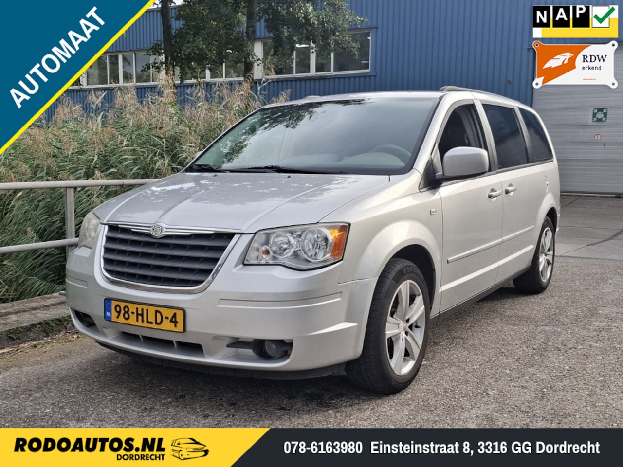 Chrysler Grand Voyager - 3.8 V6 LX 7-Pers. Navi/Camera/Airco Nw APK - AutoWereld.nl