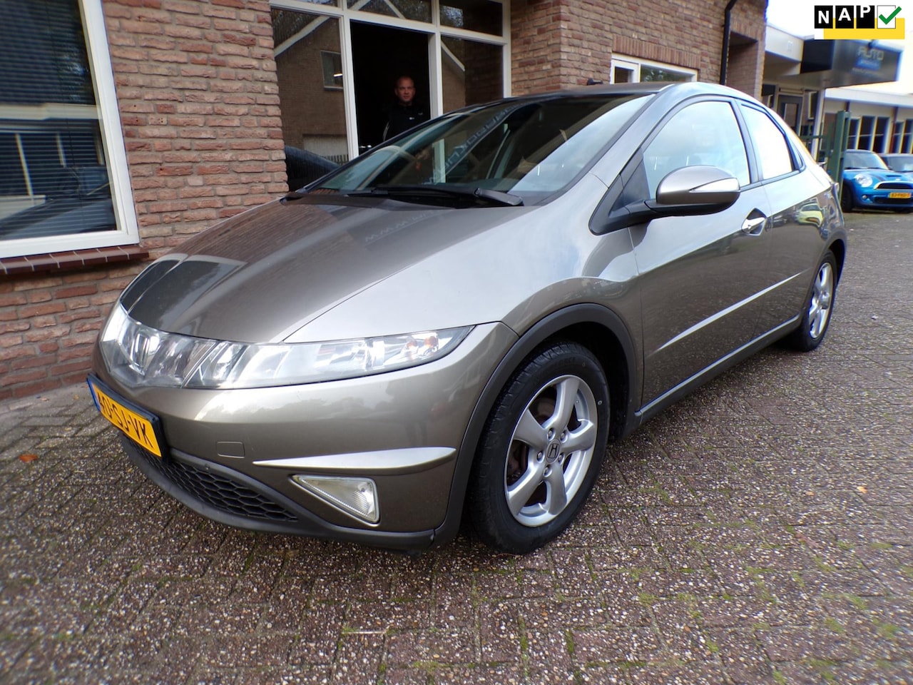 Honda Civic - 1.4 Sport 1.4 Sport - AutoWereld.nl