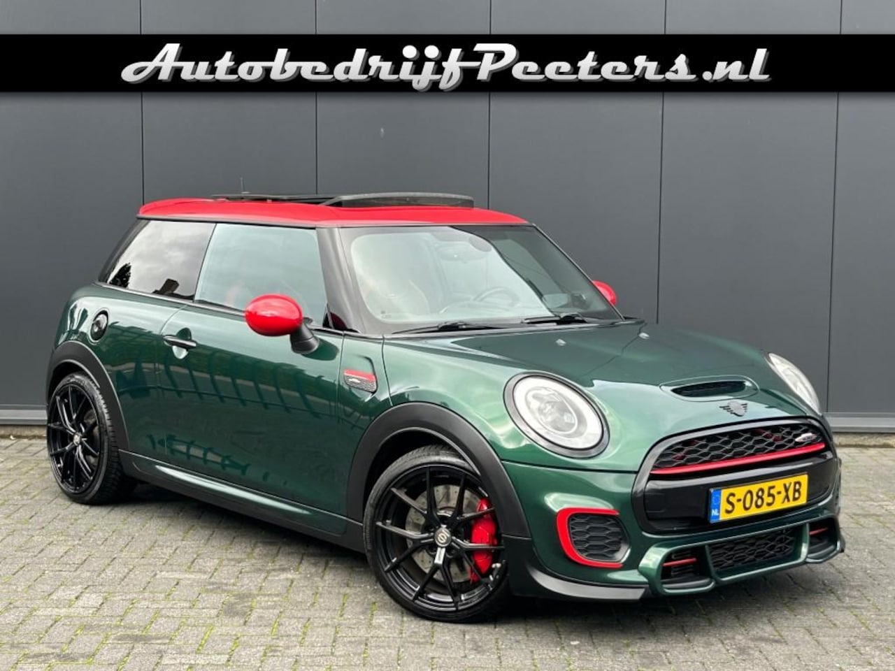 MINI Cooper - 2.0 231pk JCW-stoelen JCW PRO-uitlaat Pano H/K HUD Camera - AutoWereld.nl
