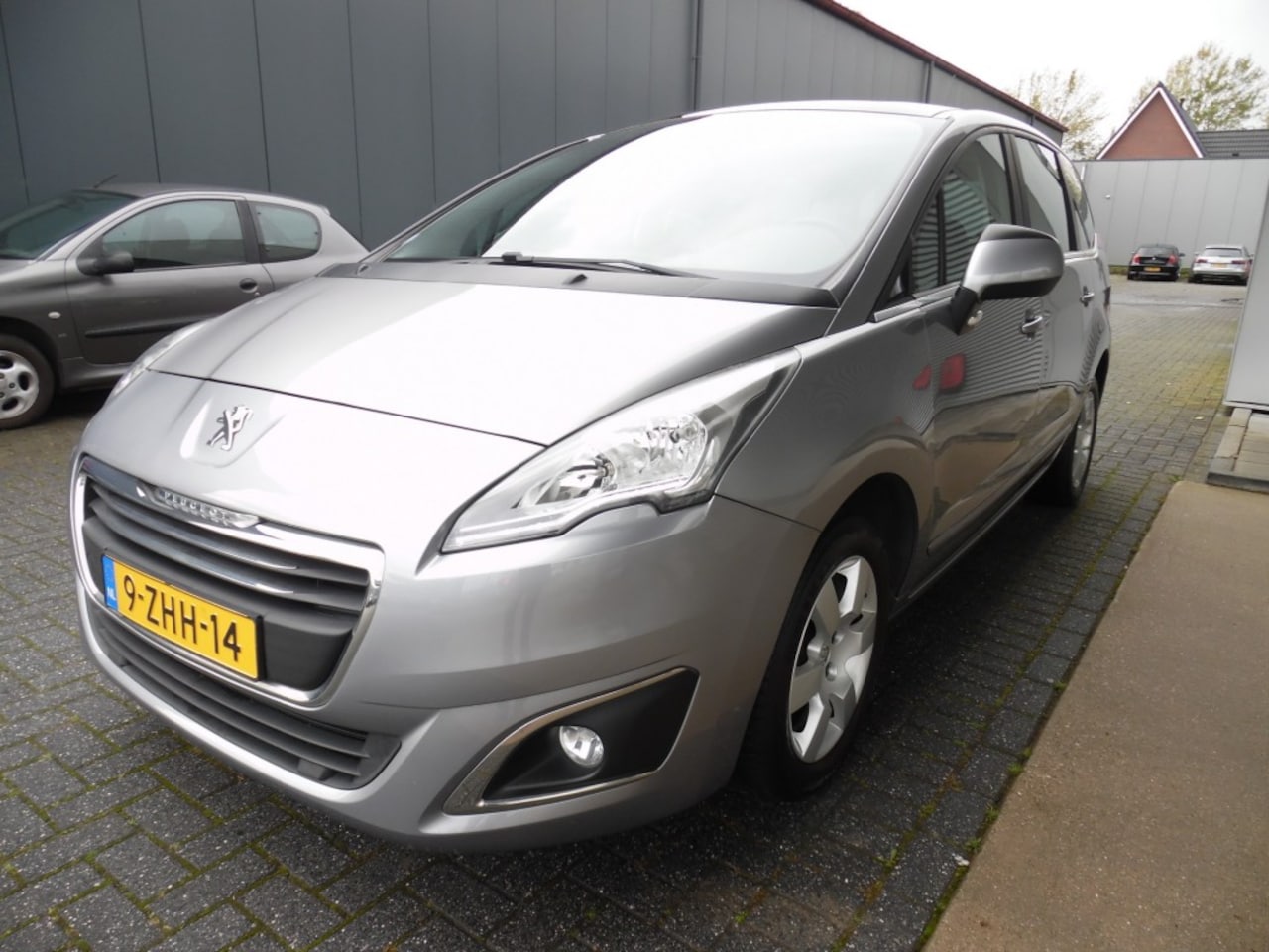 Peugeot 5008 - 1.6 VTi Active 5p. 1.6 VTI ACTIVE 5P. - AutoWereld.nl