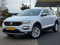 Volkswagen T-Roc - 1.5 TSI DSG STYLE TREKHAAK 1500KG