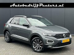 Volkswagen T-Roc - 1.0 TSI Sport V-cockpit ACC LED Carplay Android Navi Trekhaak