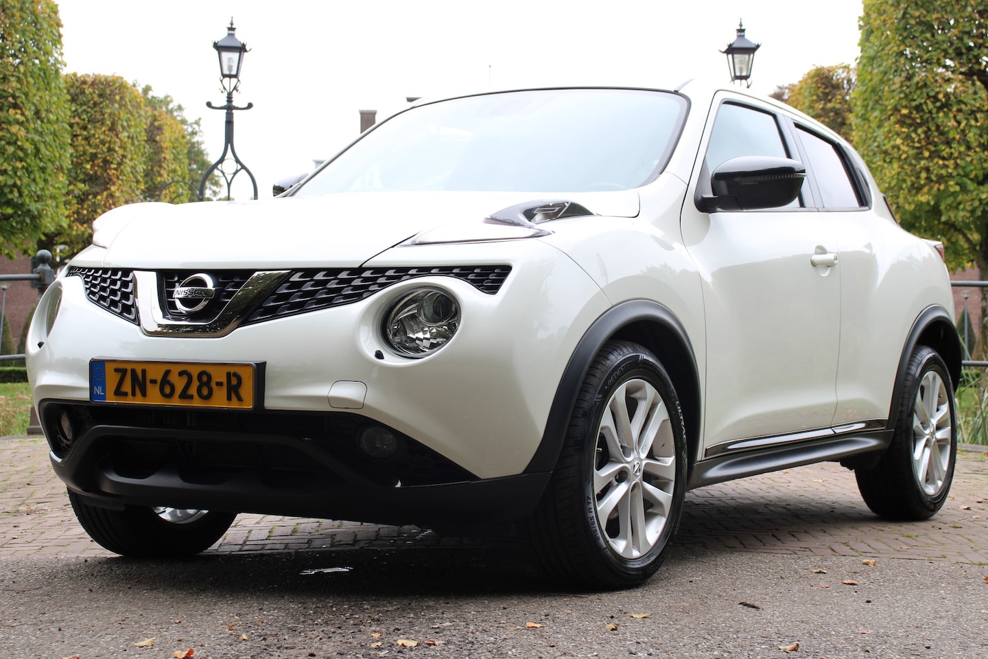 Nissan Juke - 1.2 DIG-T S/S N-Connecta | Achteruitrijcamera | Airco (automatisch) | Bluetooth telefoonvo - AutoWereld.nl