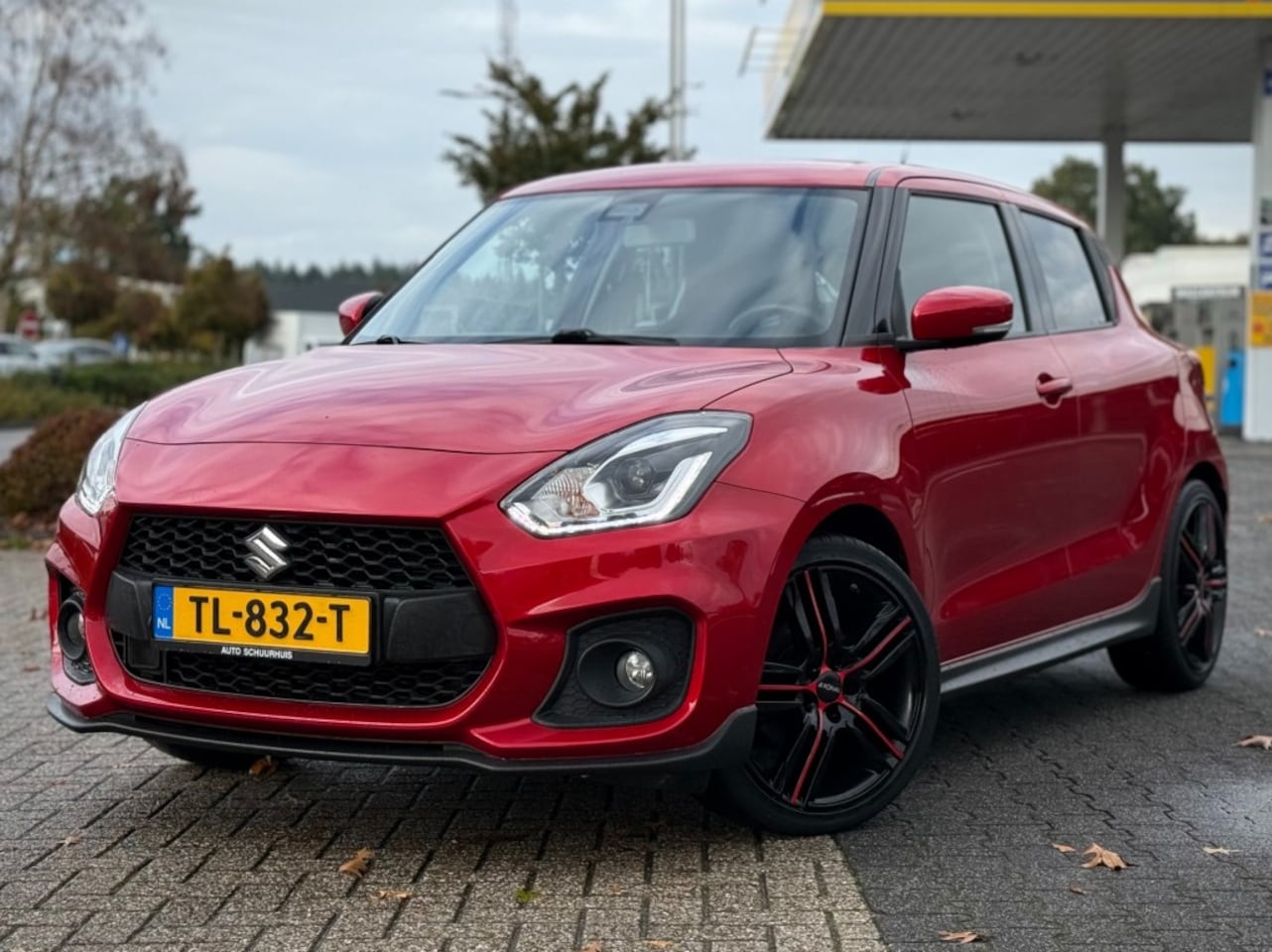Suzuki Swift - 1.4 BOOSTERJET 140PK SPORT NL-AUTO CARPLAY KEYLESS - AutoWereld.nl