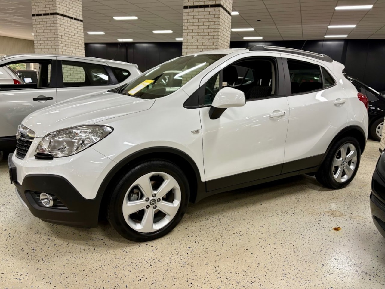Opel Mokka - 1.6 Navigatie PDC Cruise Airco USB LM - AutoWereld.nl