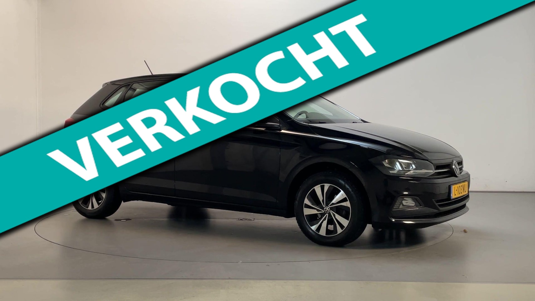 Volkswagen Polo - 1.0 TSI Comfortline Business Parkeersensoren Stoelverwarming Navigatie App-Connect Airco - AutoWereld.nl