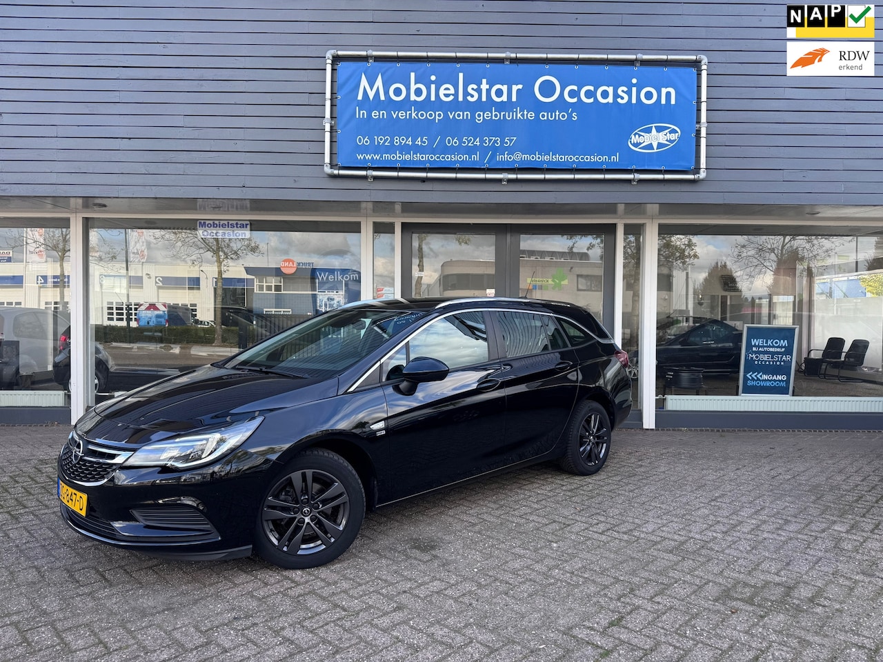 Opel Astra Sports Tourer - 1.0 Turbo 120 Jaar Edition 1.0 Turbo 120 Jaar Edition - AutoWereld.nl