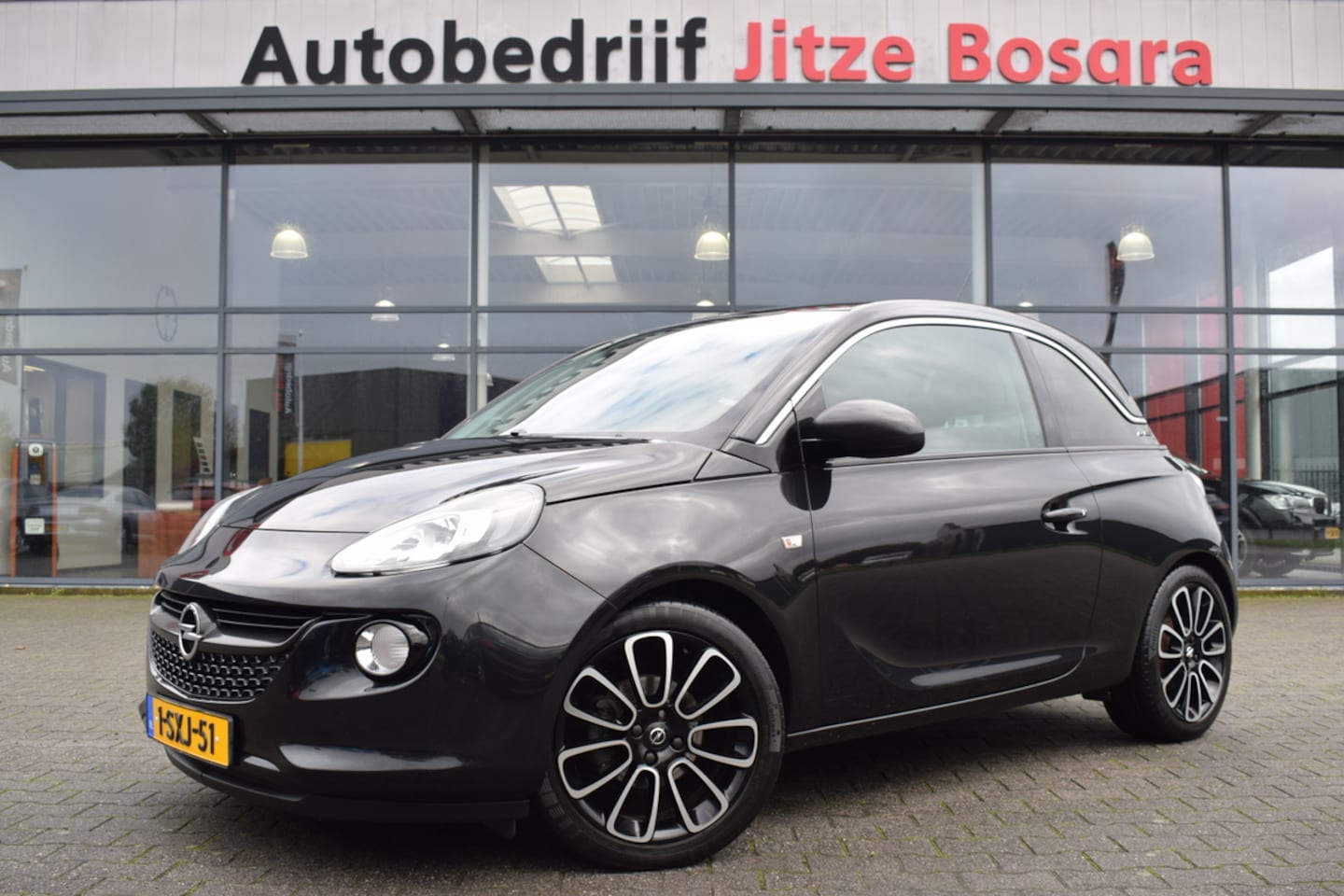 Opel ADAM - 1.4 Slam Half Leder | Sportstoelen | ECC | Telefonie | 17 Inch LMV - AutoWereld.nl