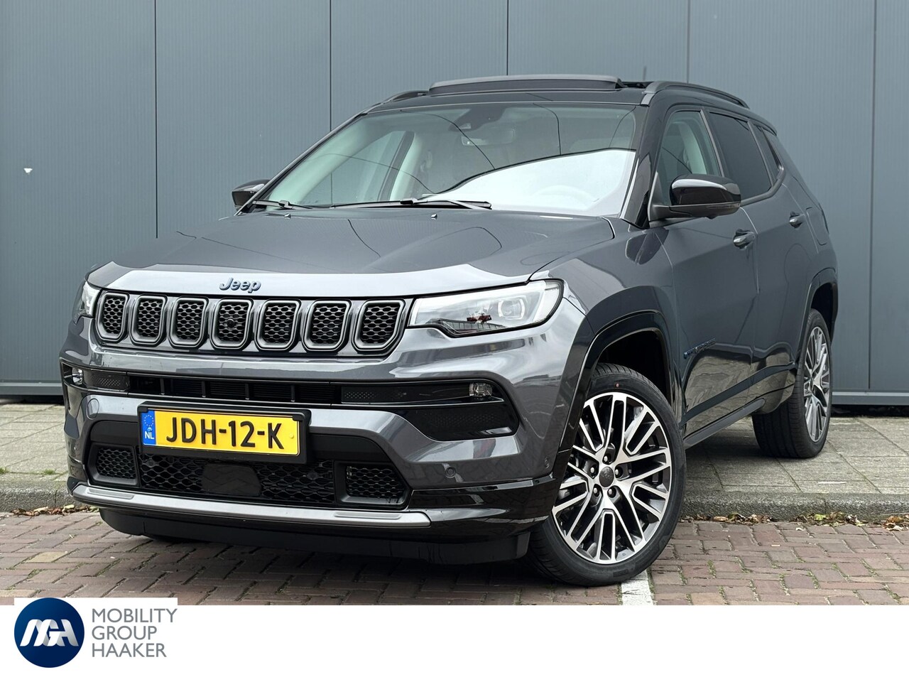 Jeep Compass - 4xe 240 Plug-in Hybrid Electric Summit 360 Graden Camera I Apple carplay/ Android auto I P - AutoWereld.nl