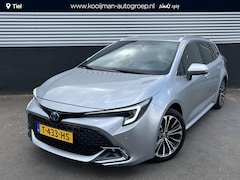 Toyota Corolla Touring Sports - 1.8 Hybrid First Edition Parkeersensoren, Keyless, Elek. Achterklep, NL-auto, Apple CarPla