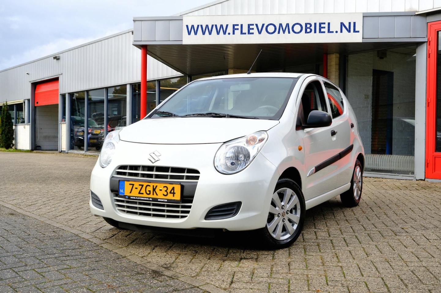 Suzuki Alto - 1.0 Celebration EASSS 5-drs *54.300km!* Airco|LMV - AutoWereld.nl