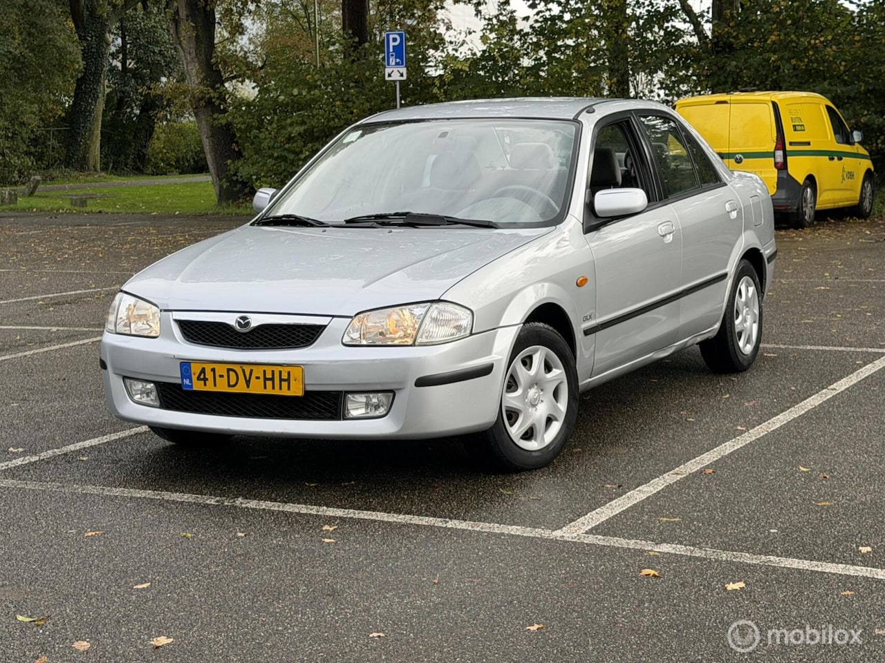Mazda 323 - 1.5i ** AUTOMAAT ** , 114.000 km ! - AutoWereld.nl