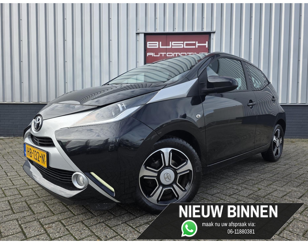 Toyota Aygo - 1.0 5 deurs VVT-i x-play | VAN 2e EIGENAAR | - AutoWereld.nl