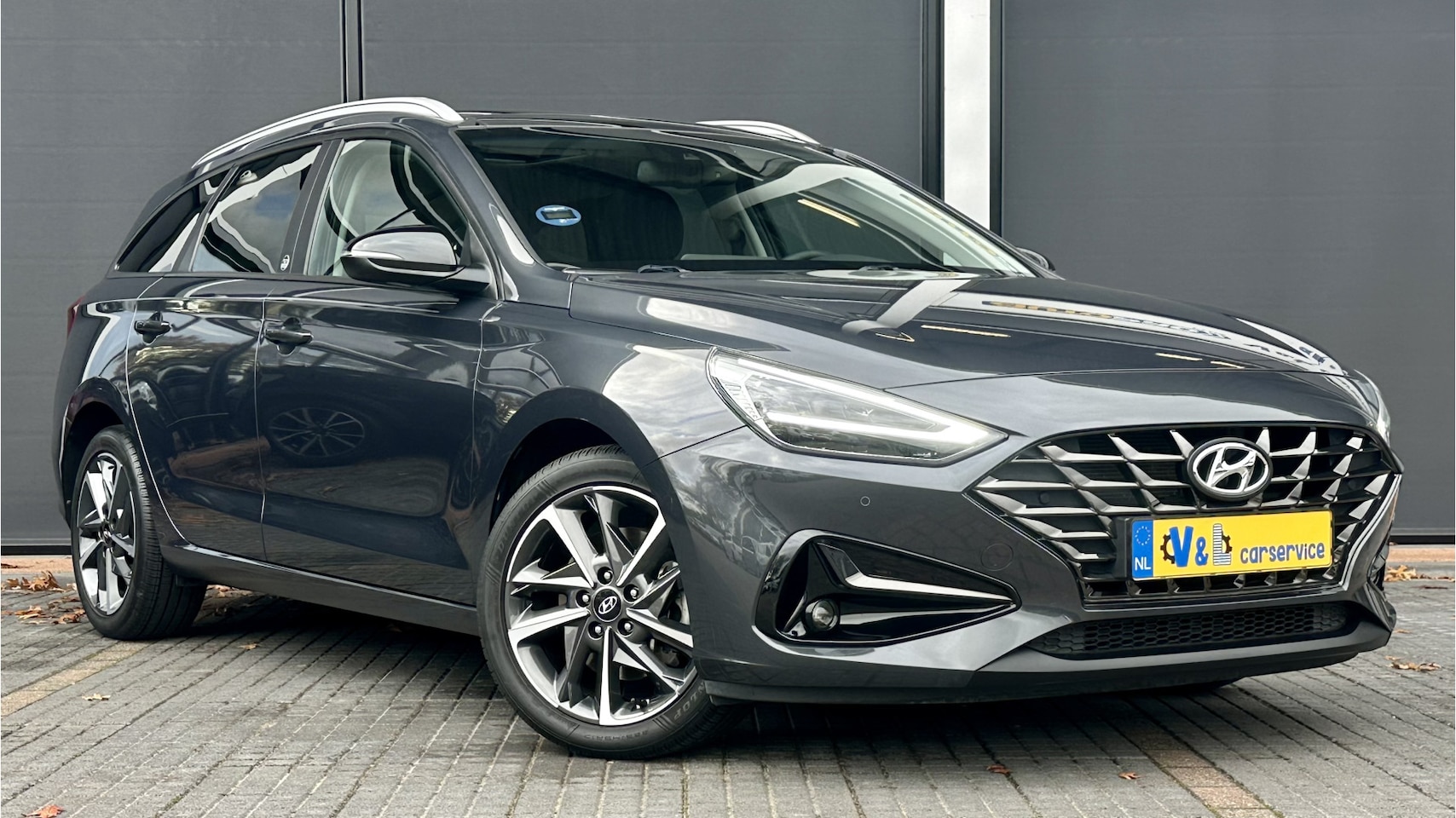 Hyundai i30 Wagon - 1.0 T-GDi MHEV Comfort Smart / Pano / Stoel/stuurverwr. / Carplay - AutoWereld.nl