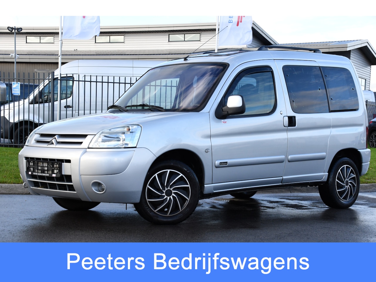 Citroën Berlingo - 1.6i Multispace Premium Airco, Cruise, 2 x Schuifdeur, 109pk, Pano, Radio, benzine, Uniek! - AutoWereld.nl