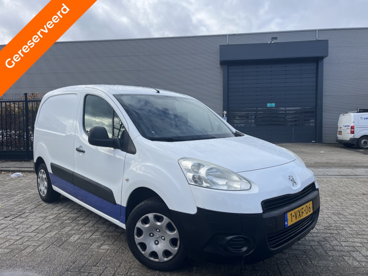 Peugeot Partner - 120 1.6 HDI L1XR Pr+ Airco Lage km - AutoWereld.nl
