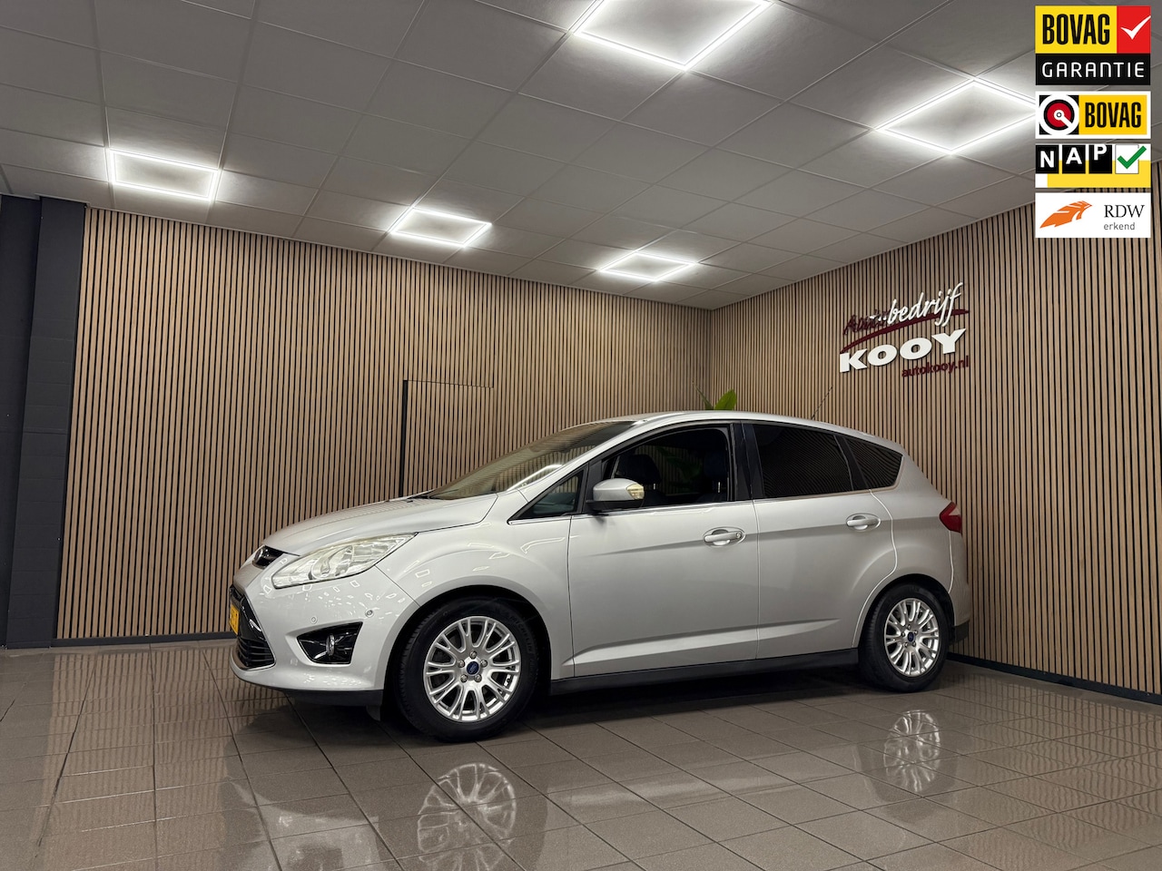 Ford C-Max - 1.6 SCTi Titanium * 1e Eig / Trekhaak / Cruise control / NL Auto + NAP * - AutoWereld.nl