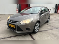 Ford Focus Wagon - 1.0 EcoBoost Edition navi- revisie motor