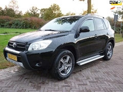 Toyota RAV4 - 2.0 VVTi Linea Terra 4x4