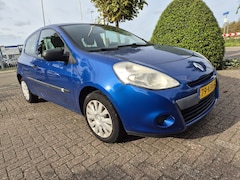 Renault Clio - 1.2 Special Line
