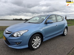 Hyundai i30 - 1.4i i-Motion Climate Cruise