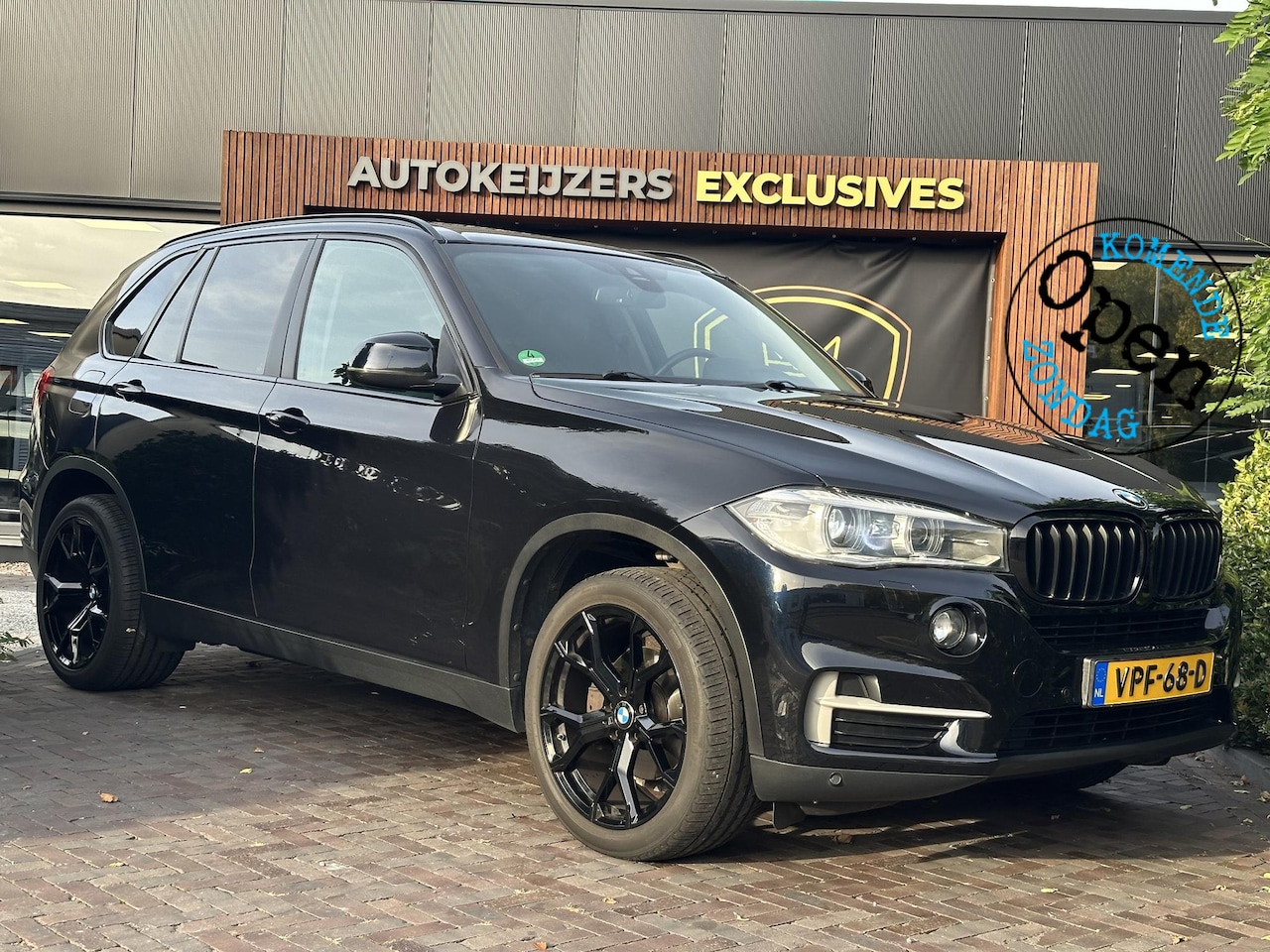 BMW X5 - xDrive30d Panoramadak Cruise Clima Leer Stoelverw. 20''LM Trekhaak Grijskenteken - AutoWereld.nl