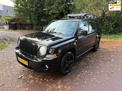 Jeep Patriot - 2.4 Sport Adventure / Airco / cruisecontrol / Apk / NAP