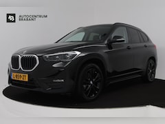 BMW X1 - SDrive18i Business Edition (NAVIGATIE, STOELVERWARMING, HEAD-UP, SFEEVERLICHTING, 1e EIGEN