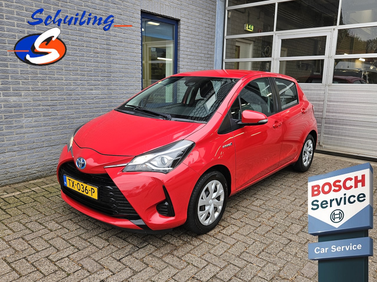 Toyota Yaris - 1.5 Hybrid Active Inclusief Afleveringskosten - AutoWereld.nl