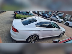 Volkswagen Passat - 1.4 TSI GTE Highline