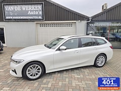 BMW 3-serie Touring - 318i Business Edition AUTOMAAT Clima|Navi|LED|Metallic|Nap
