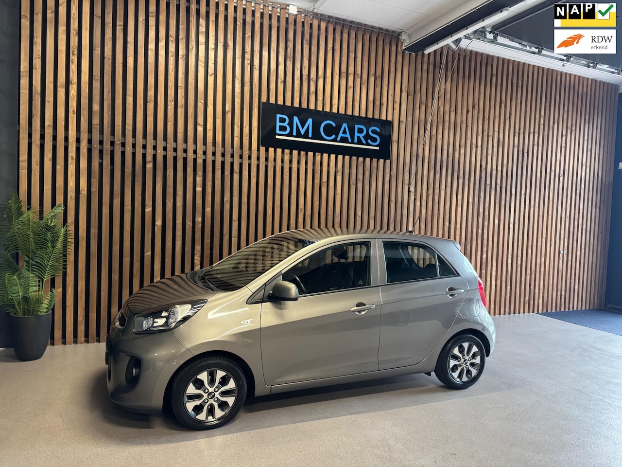 Kia Picanto - 1.0 CVVT EconomyPlusLine Airco, Weinig KM - AutoWereld.nl