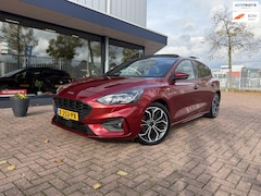 Ford Focus - 1.5 EcoBoost Vignale | ST-Line | AUT | PANO | LED