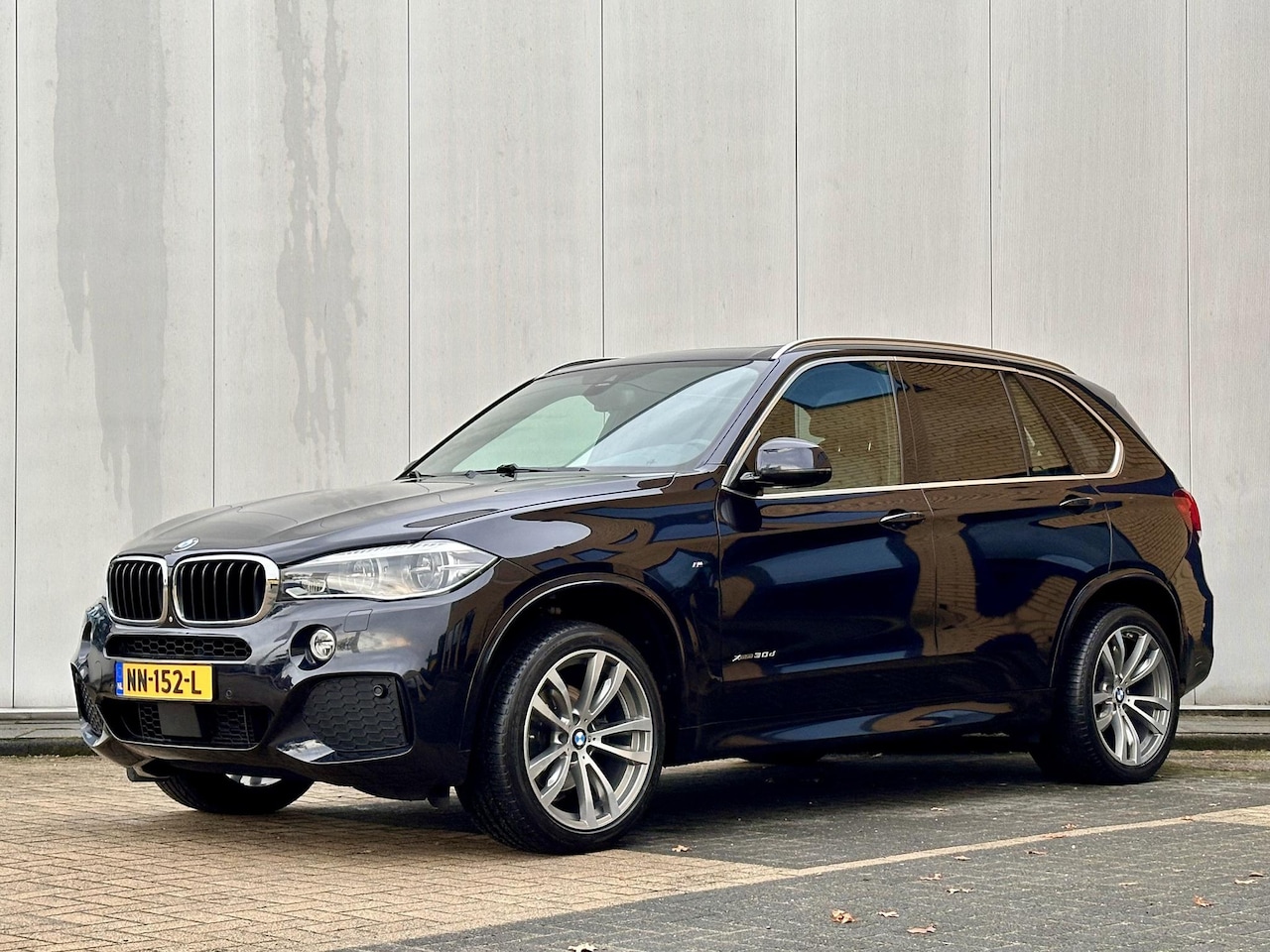 BMW X5 - xDrive30d High Executive NL Auto l M-Pakket l Nieuw binnen l - AutoWereld.nl