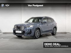BMW iX1 - eDrive20 67 kWh | M-Sport | M-Adaptive Onderstel | Parking Assistant | Trekhaak