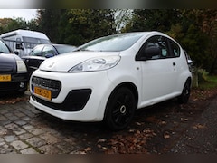 Peugeot 107 - 1.0 Access 191 dkm apk 9-1-2026